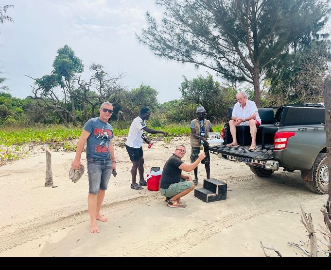 Excursion en Pirogue vers les Îles de Carabane